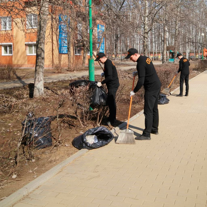 Уборка листьев в Подольске